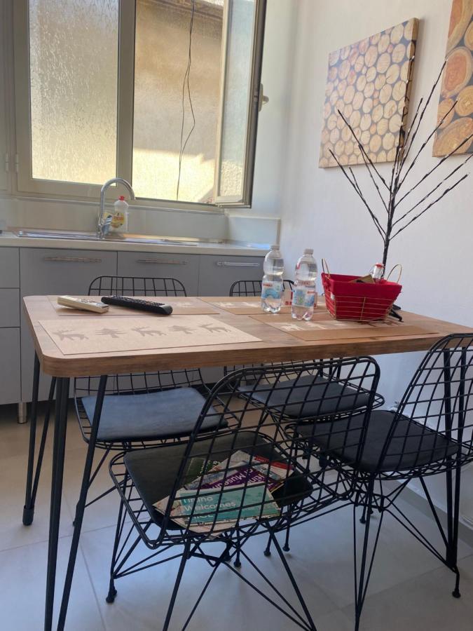 Jonexh Apartments Тирана Екстер'єр фото