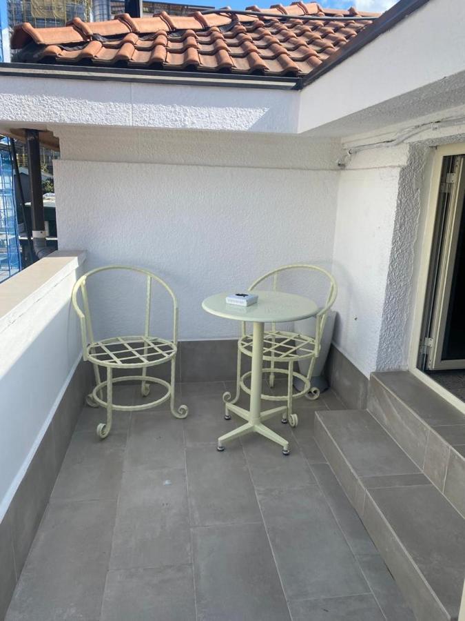 Jonexh Apartments Тирана Екстер'єр фото